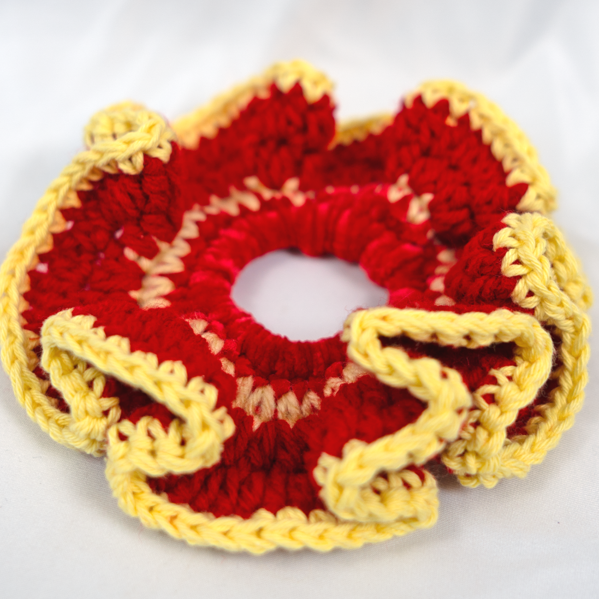 Leo Sol Scrunchie